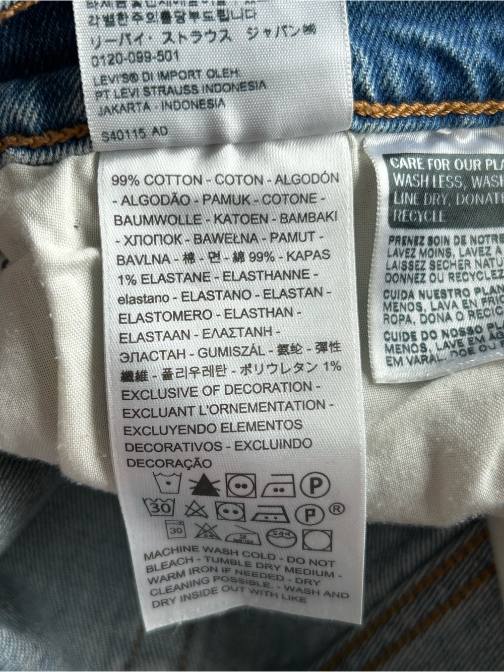 Levi’s Ribcage Straight - Picture 11 of 11